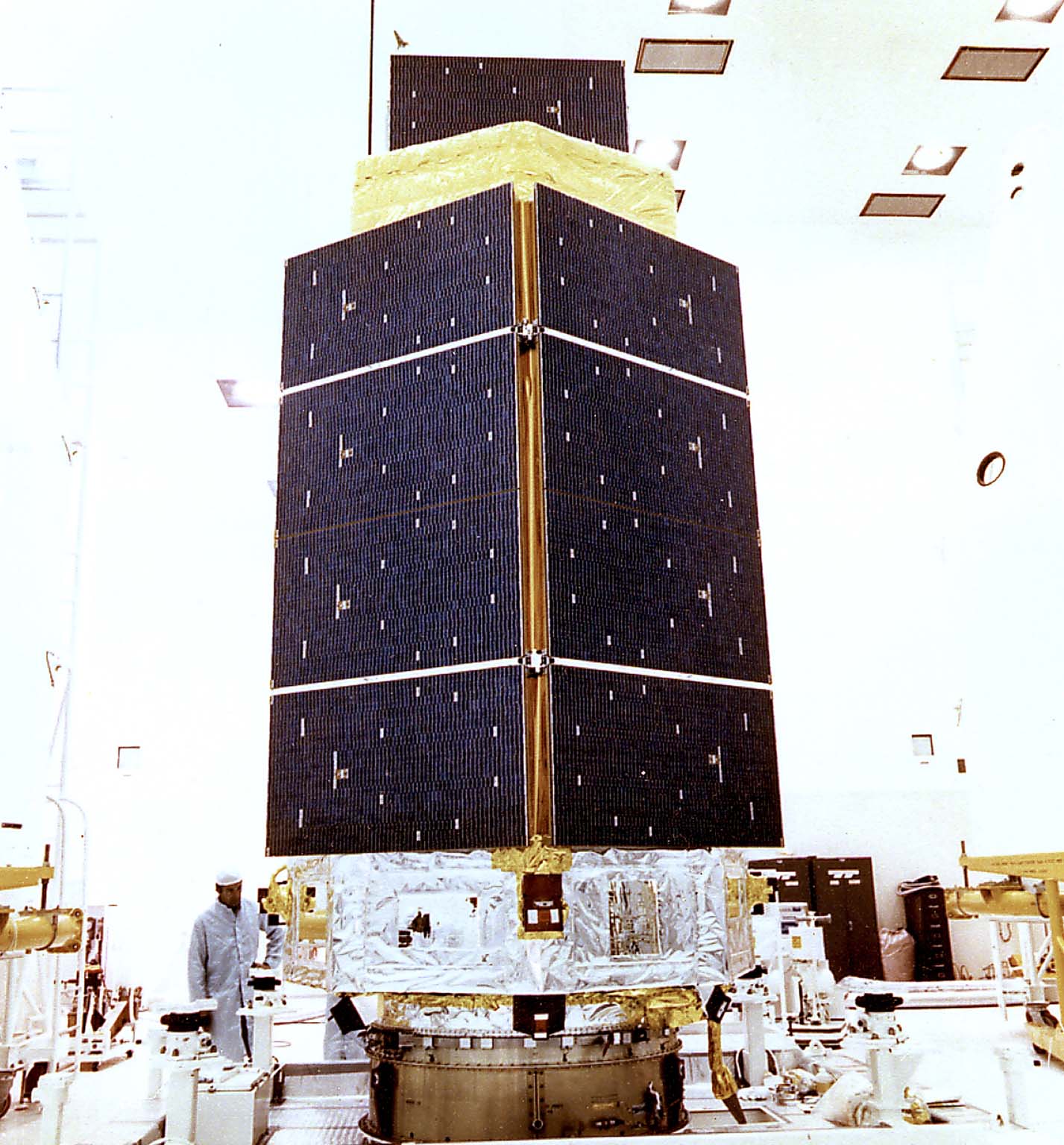 Msfc Rwt Assembling the High Energy Astronomy Observatory (HEAO)-3 - NASA ...